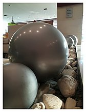 Balls-in-Hotel-Renaissance-Aktau.jpg